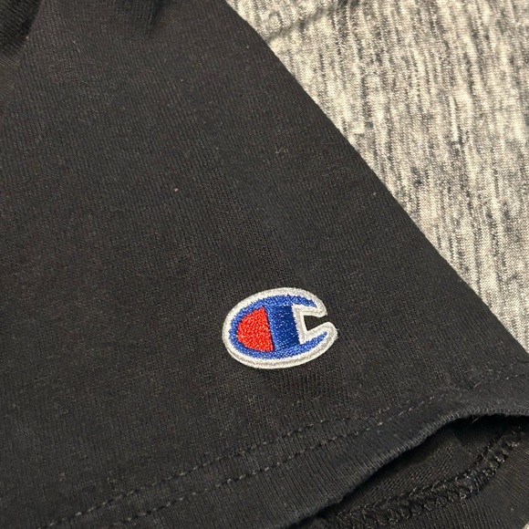 Vintage Champion T shirt - Picture 4 of 5